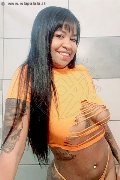Parigi  Kessy 324 62 20 415 foto selfie 3